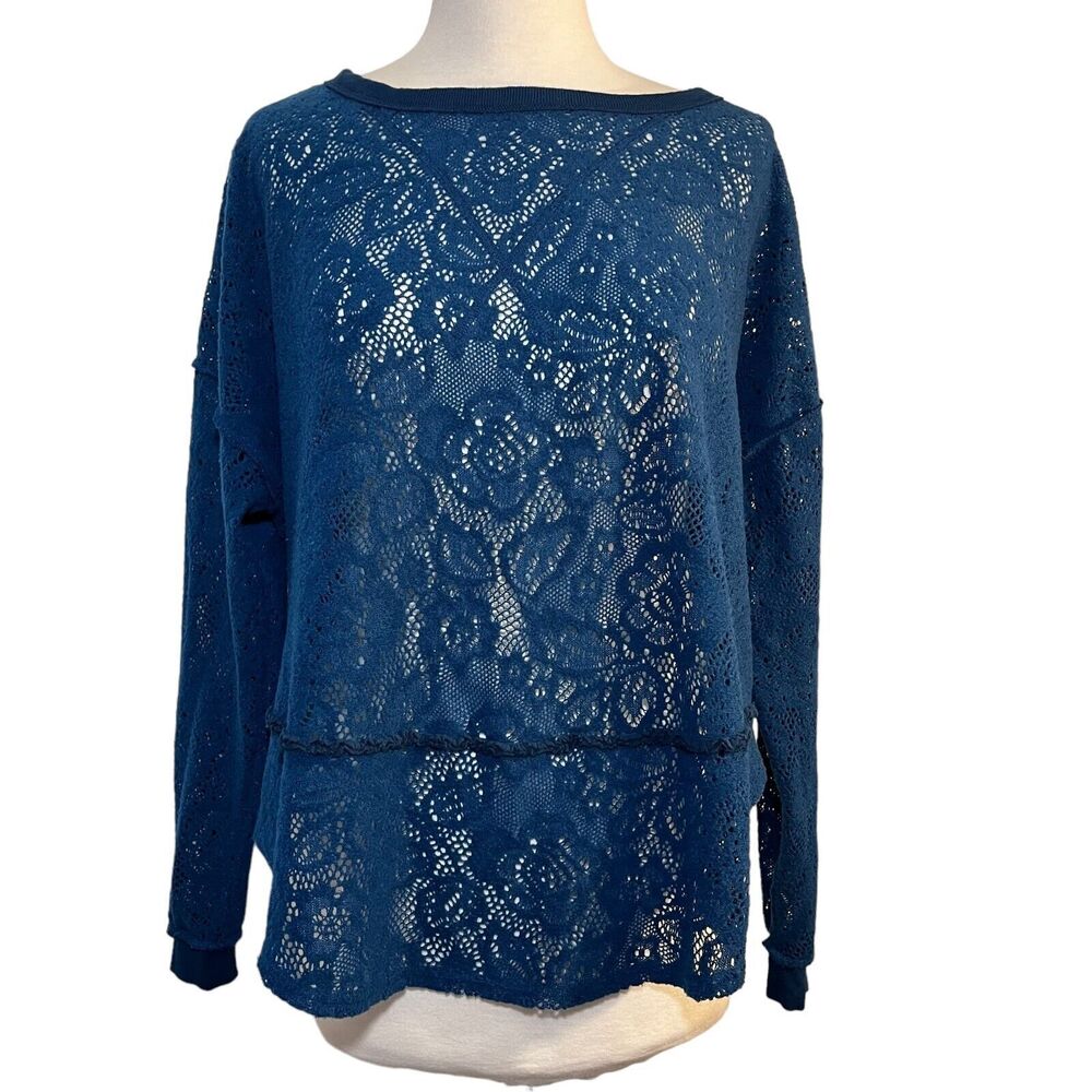FREE PEOPLE Jewel Blue Not Cold In This Floral Brushed Lace Knit High Low Top XS